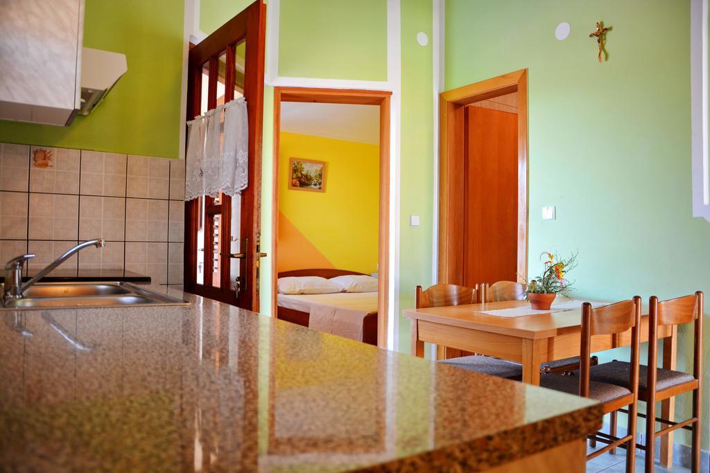 Apartments Joza วีร์ ภายนอก รูปภาพ