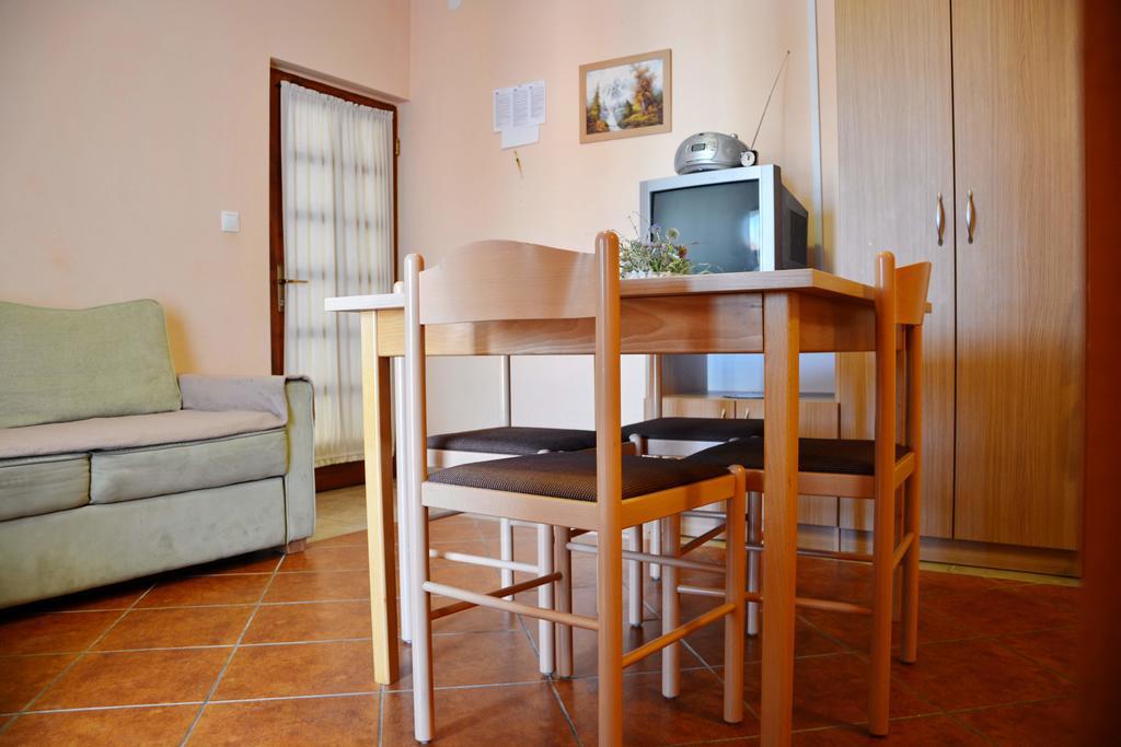 Apartments Joza วีร์ ภายนอก รูปภาพ