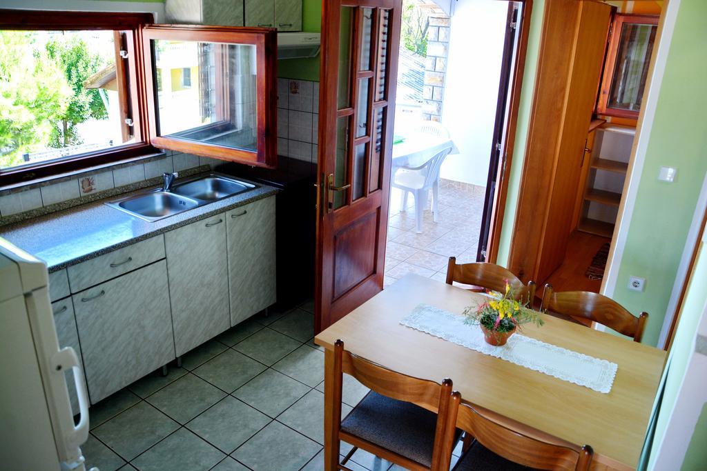 Apartments Joza วีร์ ภายนอก รูปภาพ