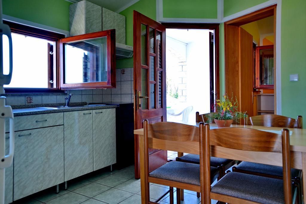 Apartments Joza วีร์ ภายนอก รูปภาพ